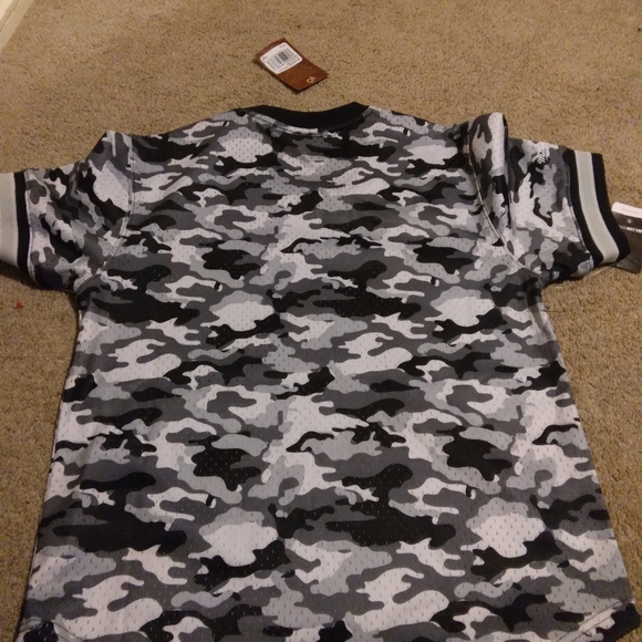 Mitchell & Ness Toronto Raptors camo Jersey - Picture 2 of 4